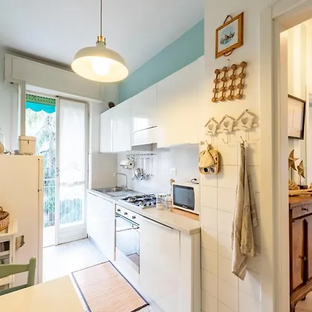 Appartamento Joivy Stylish Flat With Balcony Near Castle *