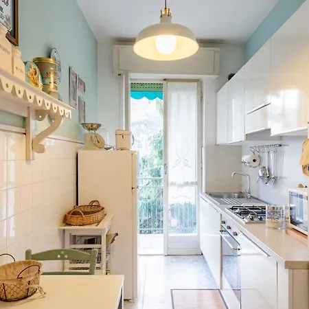 Joivy Stylish Flat With Balcony Near Castle Apartment Rapallo