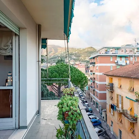 Joivy Stylish Flat With Balcony Near Castle
