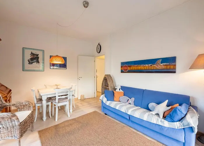 Joivy Stylish Flat With Balcony Near Castle Διαμέρισμα *
