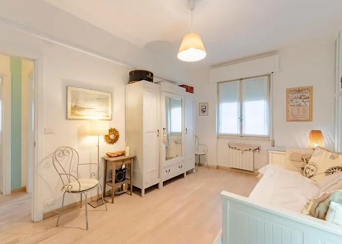 Joivy Stylish Flat With Balcony Near Castle شقة راباللو