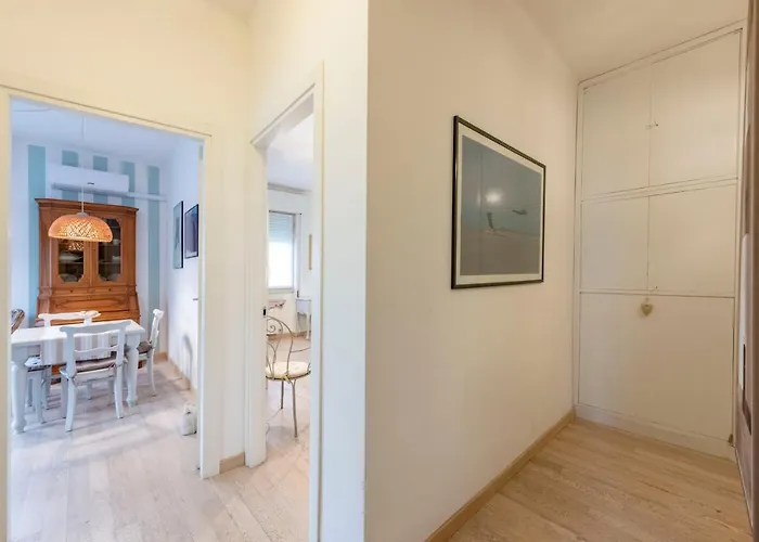 Joivy Stylish Flat With Balcony Near Castle *